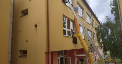 Rekonstrukce školy je v plném proudu